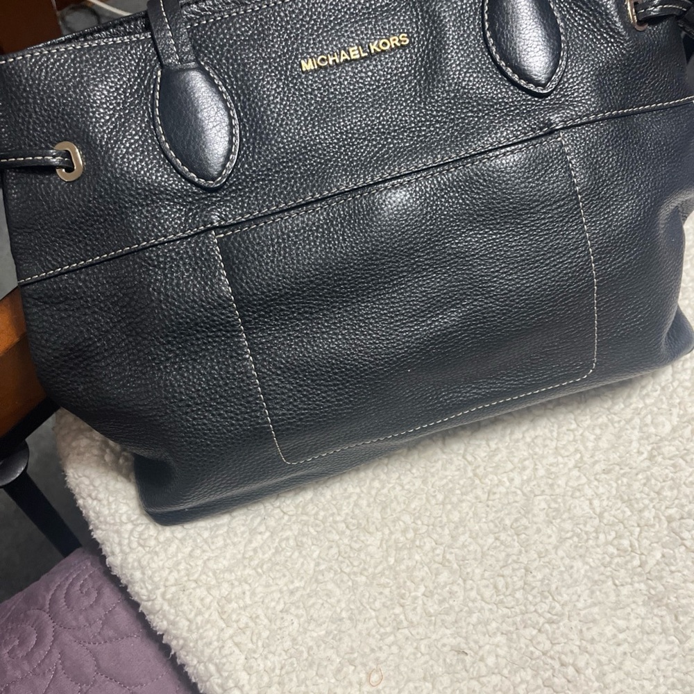 Michael Kors Mae Large East West Drawstring Tote Black